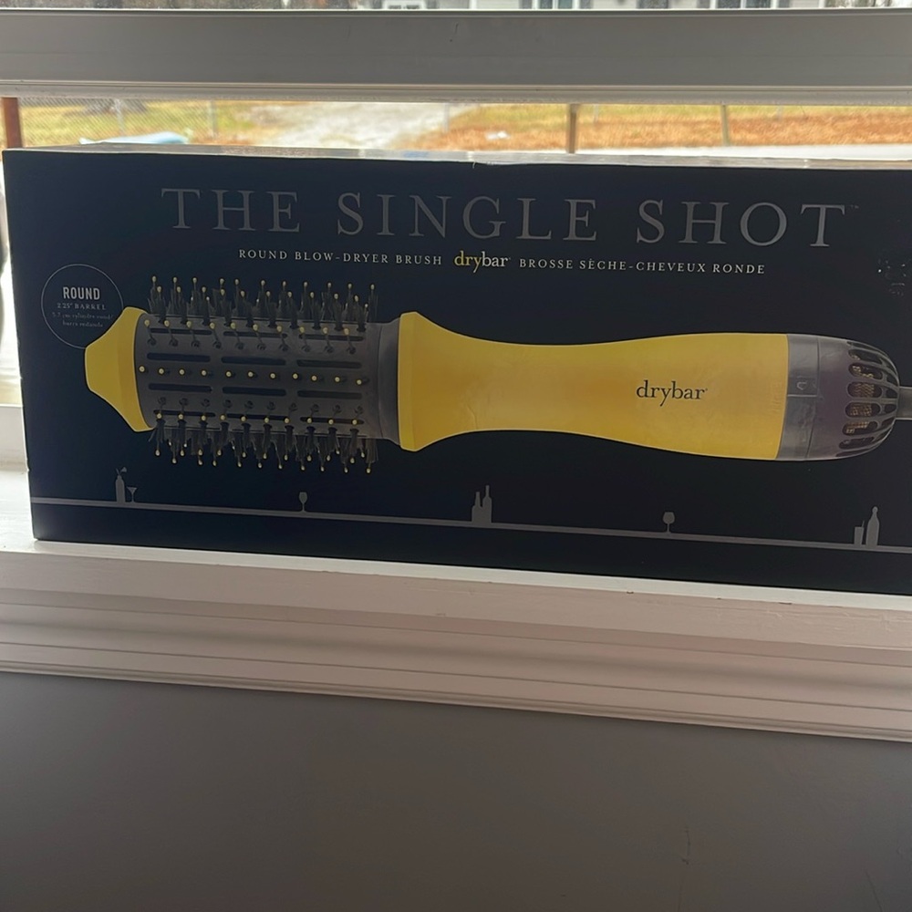 Drybar Hair dryer